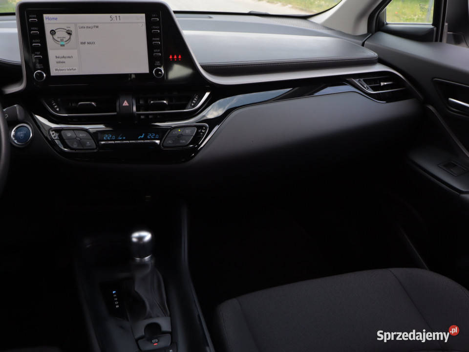 Toyota CHR 18 Hybrid Rok produkcji 2022 dolnośląskie Bielany Wrocławskie sprzedam