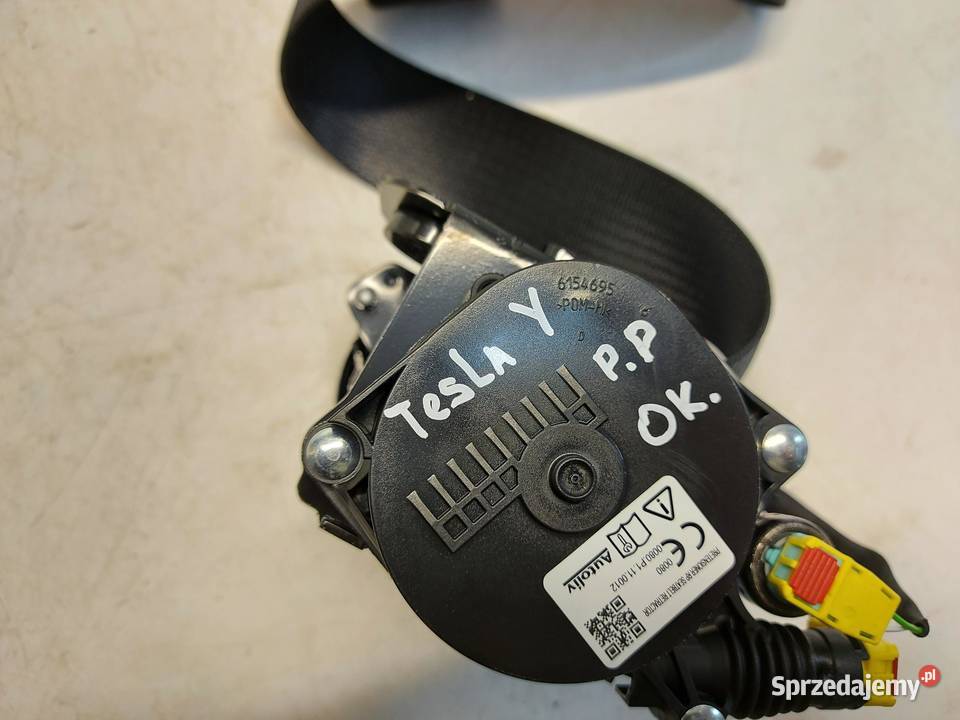 TESLA MODEL Y 2023r Pas bezpieczeństwa przód osobowe