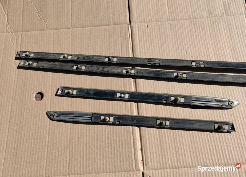 Listwy boczne drzwi błotników BMW E46 Coupe Żory