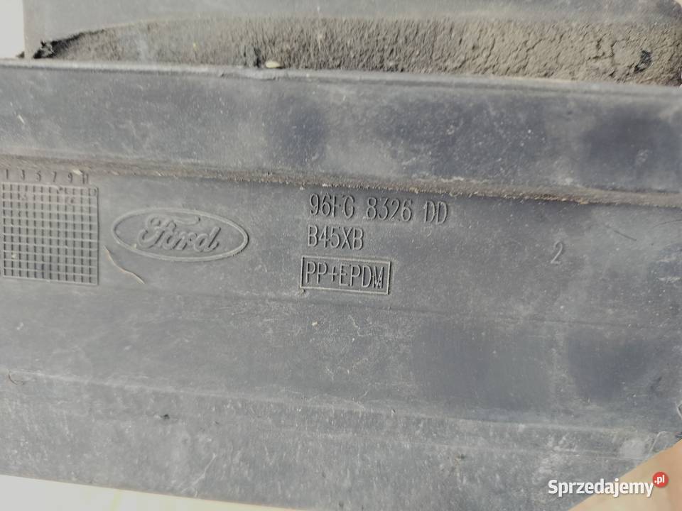 ŁAPACZE POWIETRZA FORD FIESTA MK4 Części samochodowe sprzedam