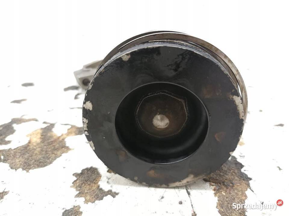 TŁOK KORBOWÓD 13R02018 0843ME 20 D B47 Bmw Seria sprzedam