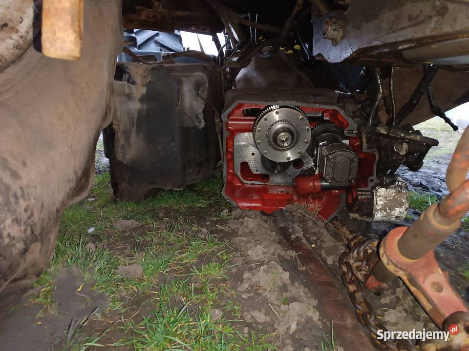 Renault Ares 620RZ Rudno