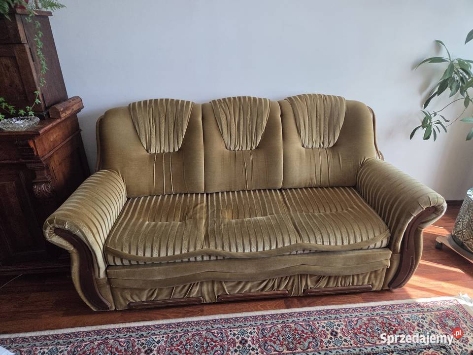 Kanapa sofa z funkcja spania oliwkowa klasyczna Banino