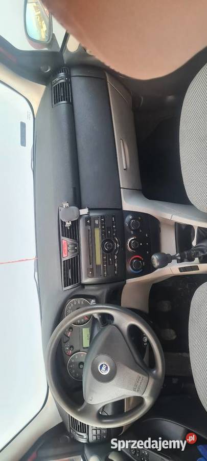 Sprzedam Fiata Stilo 16 benzyna 1600cm3