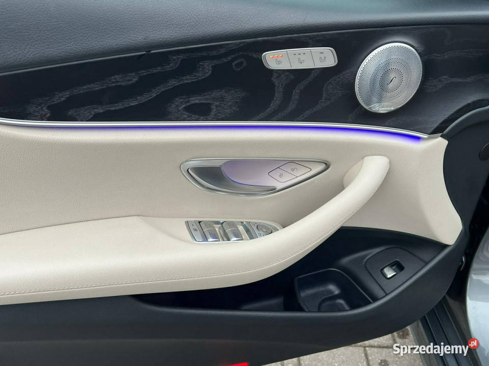 Mercedes E 220 LIFT AMG 4Matic FullLED Skóra kamera cofania Baranowo