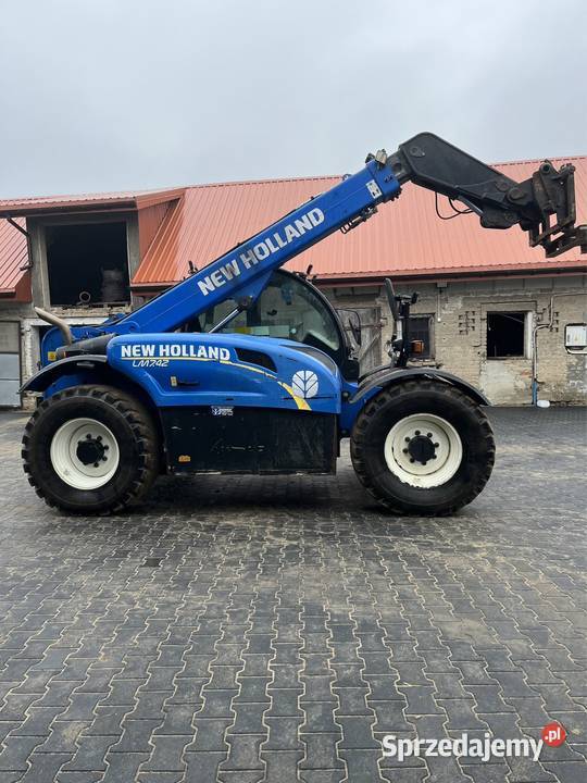 Ładowarka Holland LM742 Elite New Holland Jedwabne