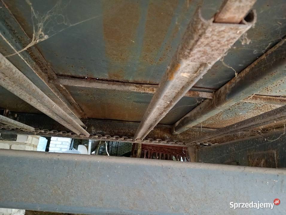 Rozrzutnik obornika 35t nieuszkodzony lubelskie Babice sprzedam