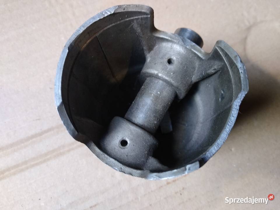 Pannonia 250 tłok pozostałość Kruszwica