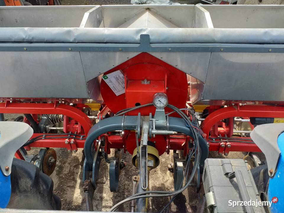 Siewnik do kukurydzy talerzowy Unia Delta D K4 Turek sprzedam