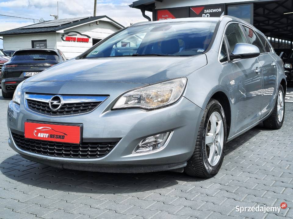 Opel Astra Sport Tourer NISKI PRZEBIEG Okazyjna elektryczne lusterka Astra Zarszyn