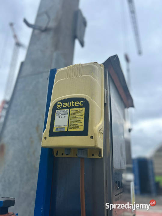 Żuraw dolnoobrotowy samomotujący VB 3510 Brzesko