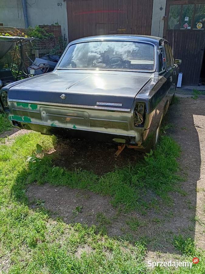 Wołga 2410 Sedan / Limuzyna Piotrków Trybunalski