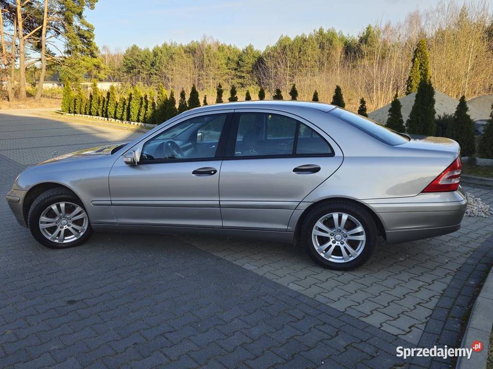 Mercedes CKlasa 18 kompresor 143 PDC ALU Klima 258000km mazowieckie Ostrów Mazowiecka