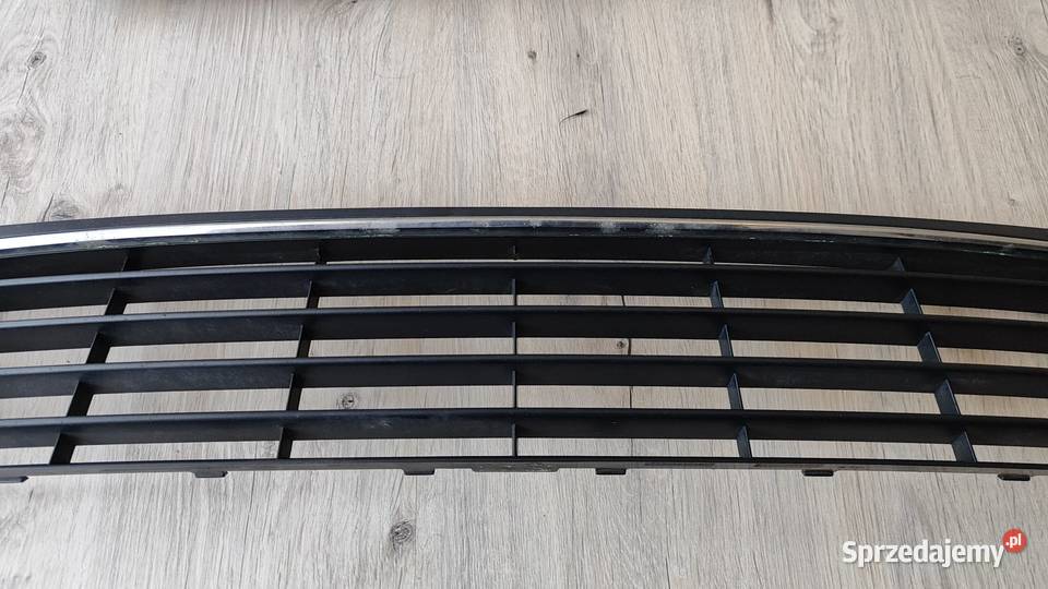 kratka zderzaka środkowa vw golf 6 5k 1k9853677 śląskie Bielsko-Biała sprzedam