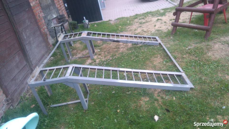 Najazd podjazd samochodowy