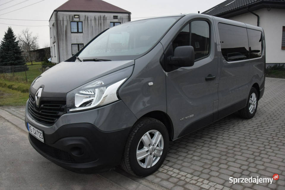 Renault Trafic 16D 8Osobowy Navi 2 KPL Kół Trafic Majdan Sieniawski sprzedam