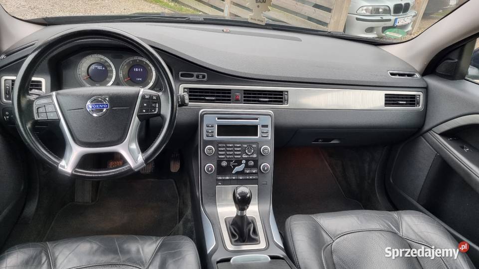 Volvo v70 25turbobogate wyposażenie Tarnów