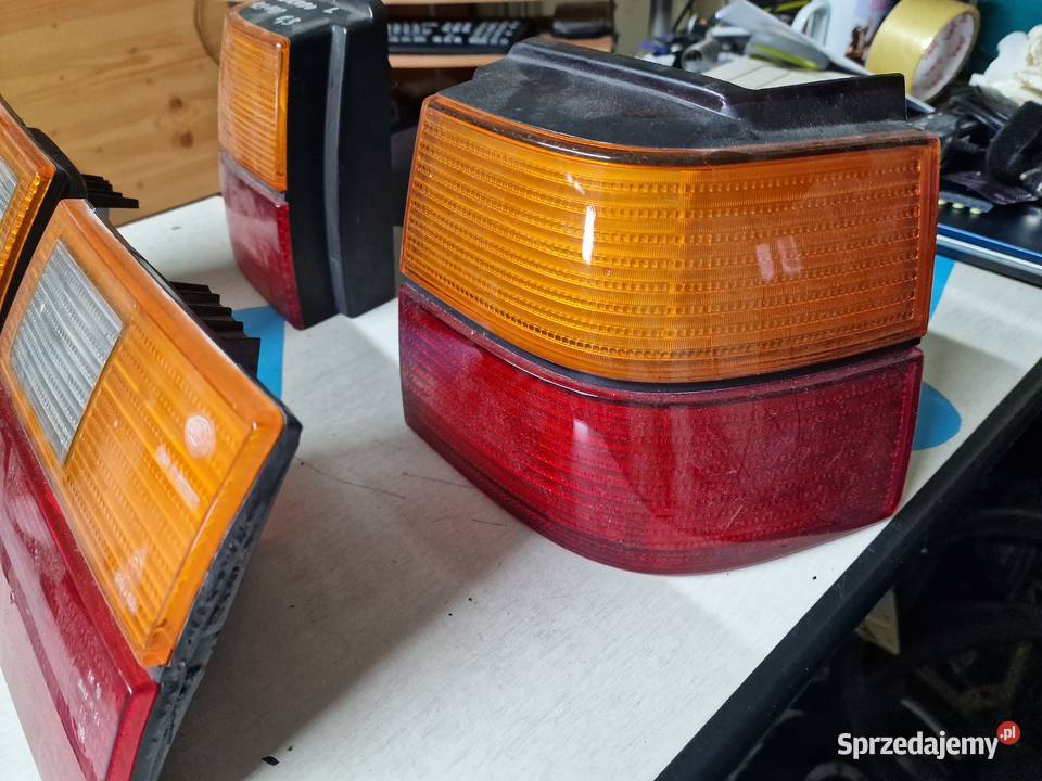 Lampy tył vw corrado komplet ładny stan osobowe Lampy tylne Skoczów sprzedam