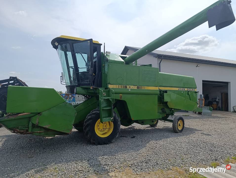 Kombajn zbożowy John Deere 1052 Rawica Nowa