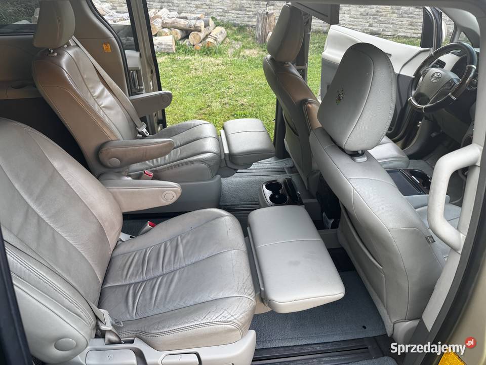 Toyota Sienna 2012 35 V6 XLE AWD Zarejestrowana Milówka sprzedam