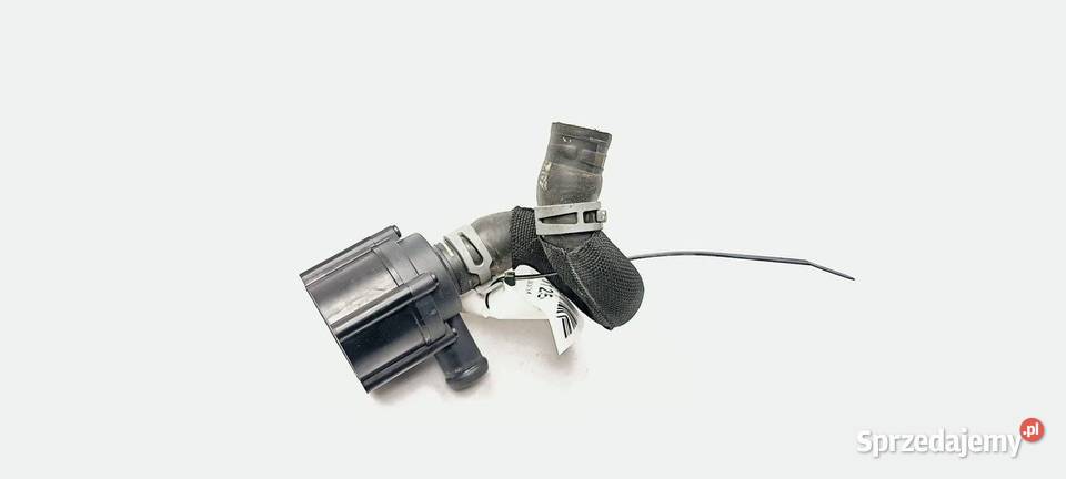 POMPA WODY AUDI A8 D4 059121012A osobowe kujawsko-pomorskie Lipno