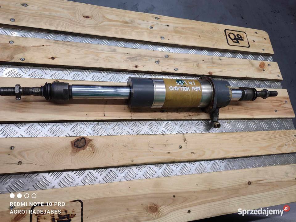 Siłownik skrętu Holland LM 435 Spicer przód wielkopolskie