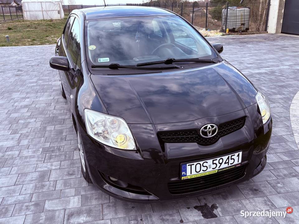 Toyota Auris 14 d4d Rok produkcji 2009 Sztombergi