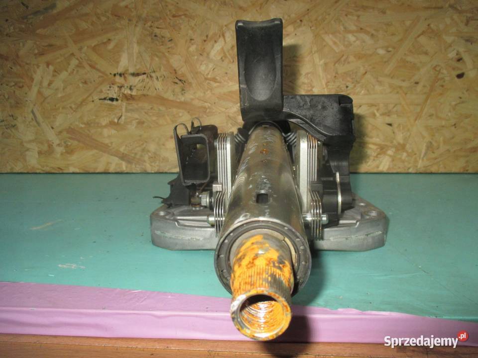 MERCEDES W204 07r kolumna kierownicza 2044600316 osobowe