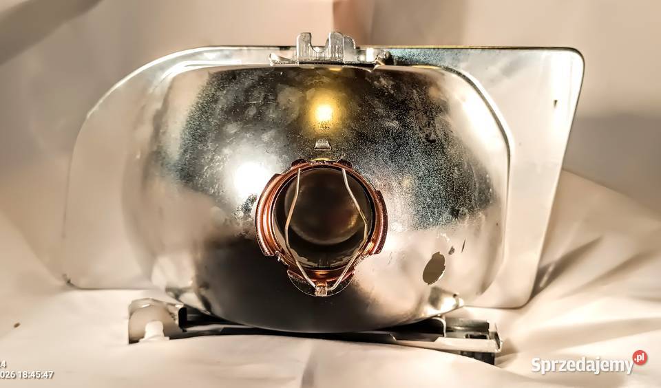 Reflektor Lampa Prawy Przód Ford Fiesta MK3 8995 pomorskie Gowino