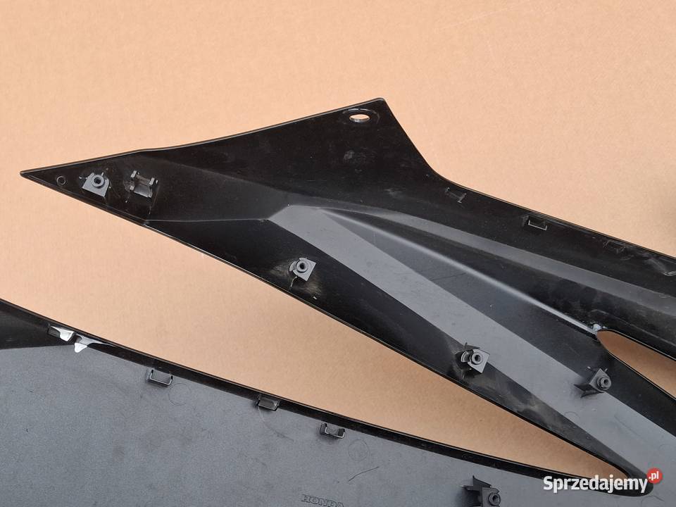 HONDA CBR 500R CBR500R BOCZEK LEWY CZASZA Szyby i owiewki lubuskie Bieleń