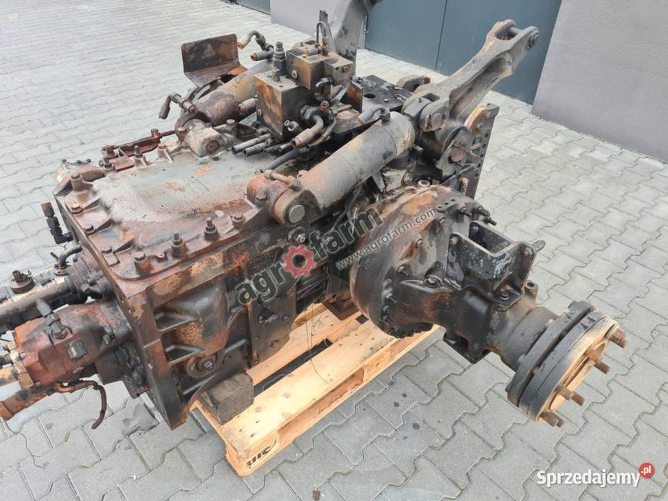Skrzynia biegów tylny most Massey Ferguson 6614