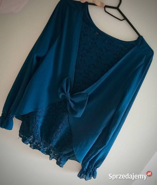 Bluzka z koronkowym tyłem z kokardą Nysa