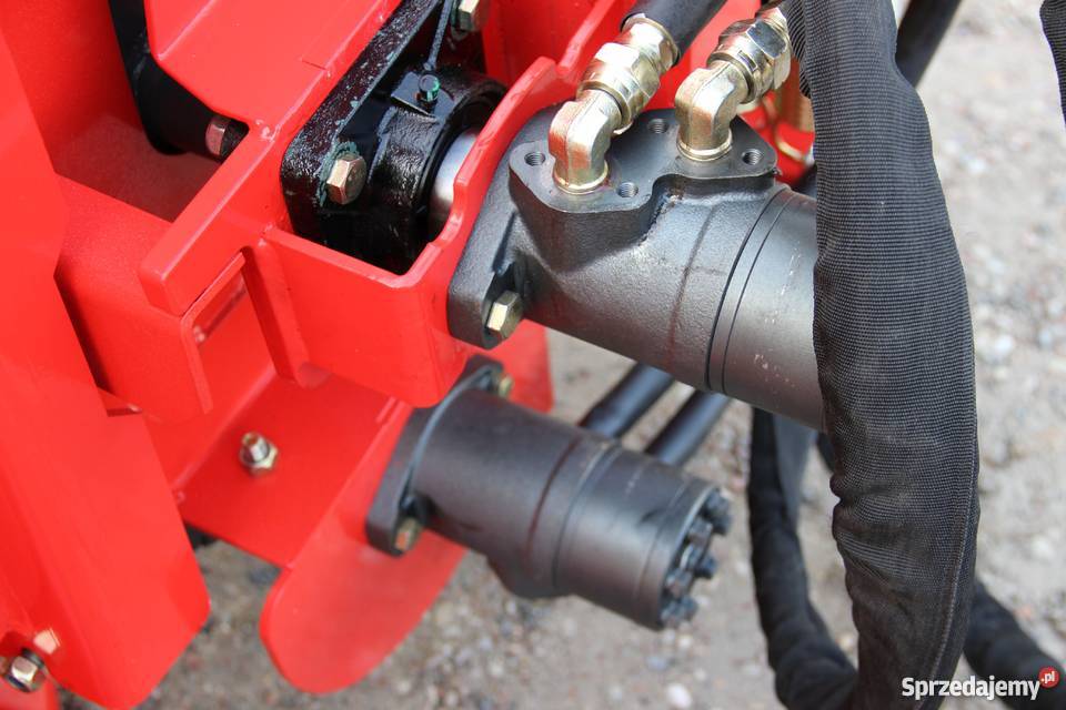 Rębak rozdrabniacz gałęzi do gałęzi BX 122RS sprzedam
