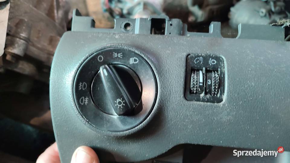 Przełącznik świateł bk73b0941531C Ford Galaxy osobowe wielkopolskie