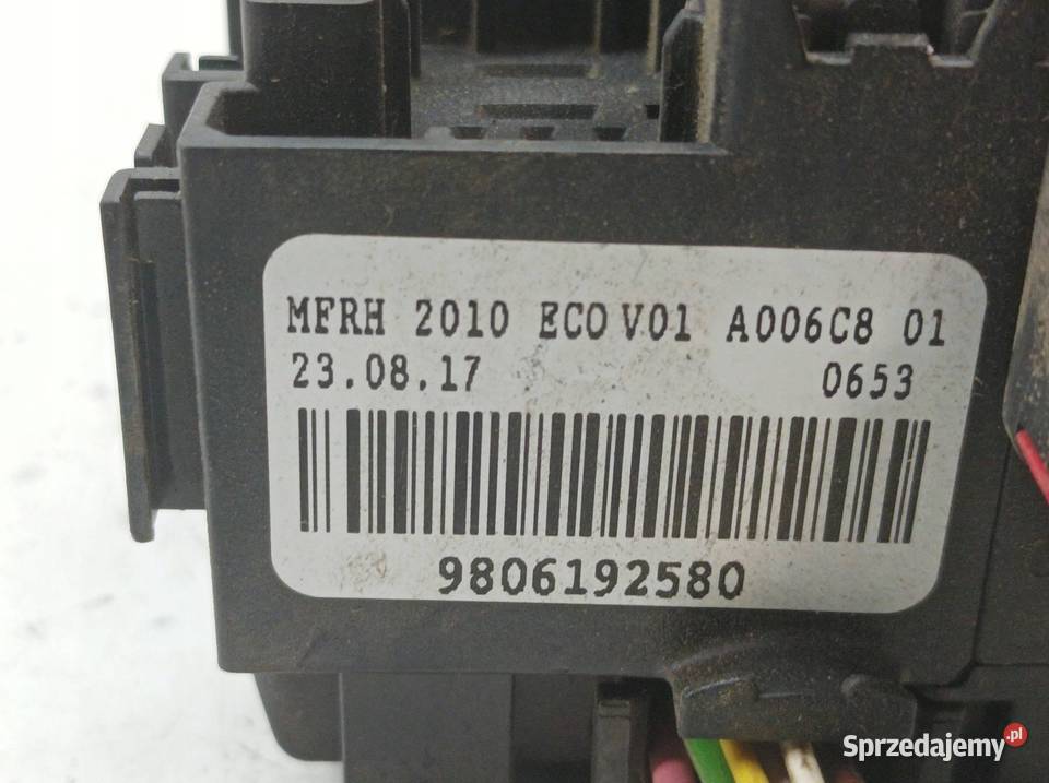 SKRZYNKA BEZPIECZNIKÓW 9806192580 20 D Peugeot