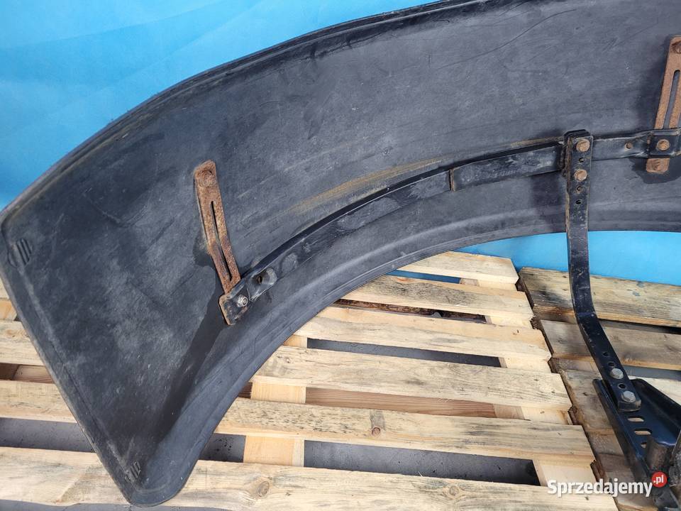 CASE IH PUMA 145 12r BŁOTNIK UCHWYT PRAWY Kolno