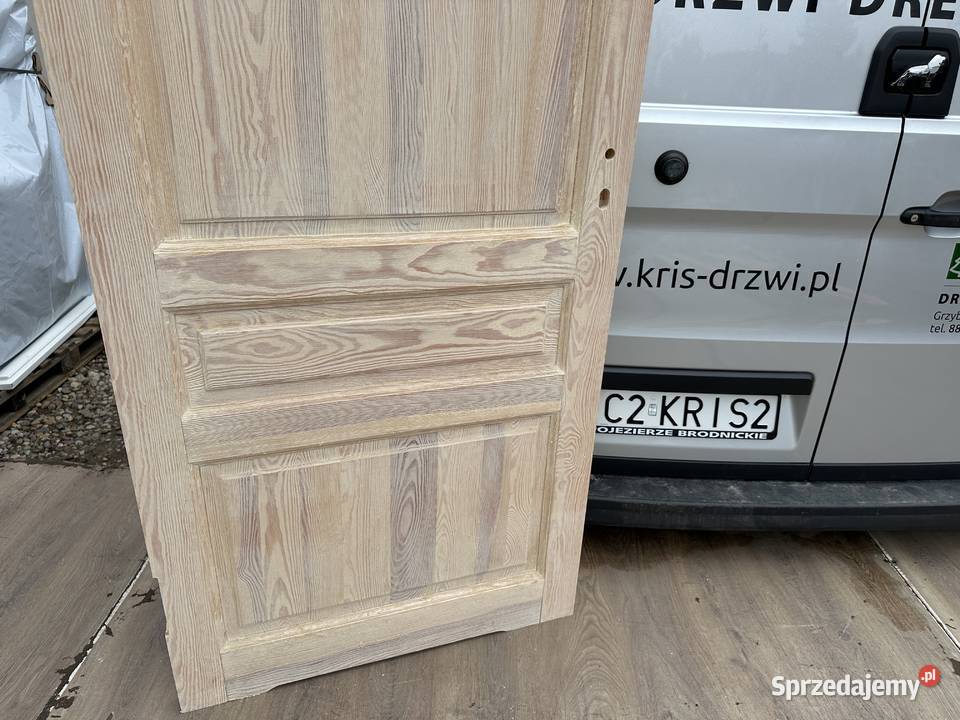 Drzwi wewnętrzne drewniane WAHADŁOWE RĘKI CAŁA 205cm Grzybno