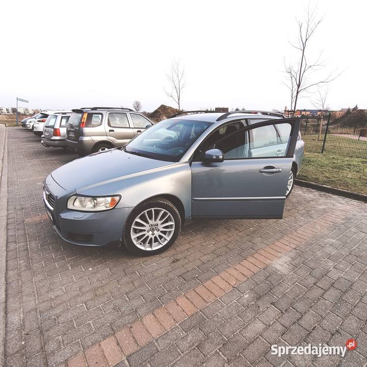 Volvo V50 kombi 20 Diesel 2007 Zadbany Bogate Rok produkcji 2007 Gdynia sprzedam
