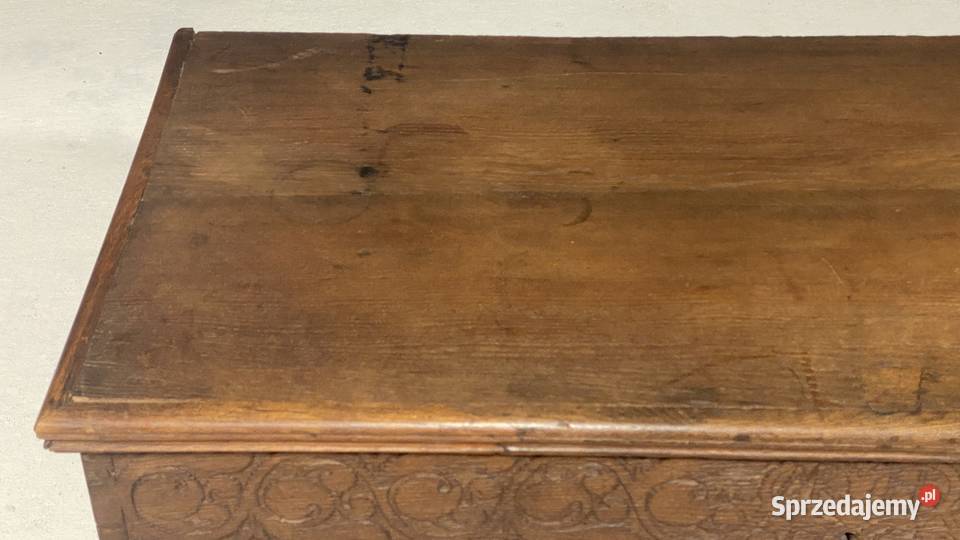 Antyczna skrzynia dębowa XIX wiek rzeźbiony Antyki, Sztuka, Kolekcje Budno