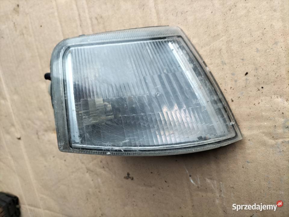 KIERUNKOWSKAZ PRAWY SEAT TOLEDO 1