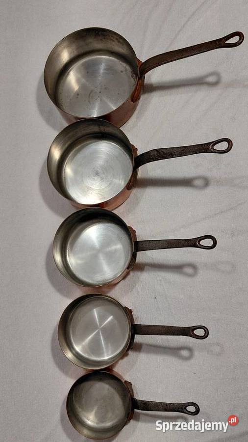 Zestaw pięciu Francuskich rondli miedzianych Krzykawa
