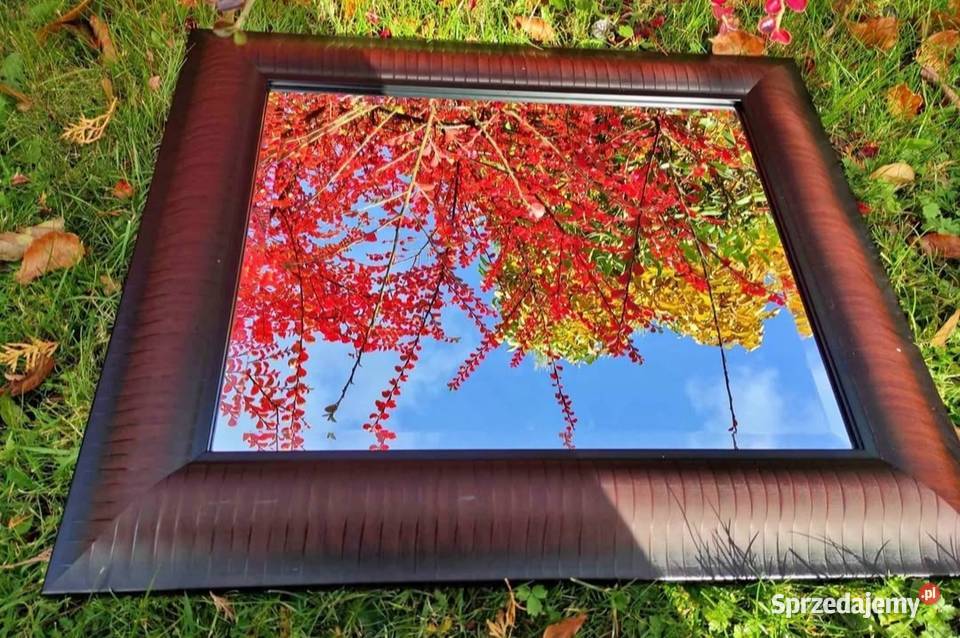 Kryształowe fazowane lustro w bakelitowej Pabianice sprzedam