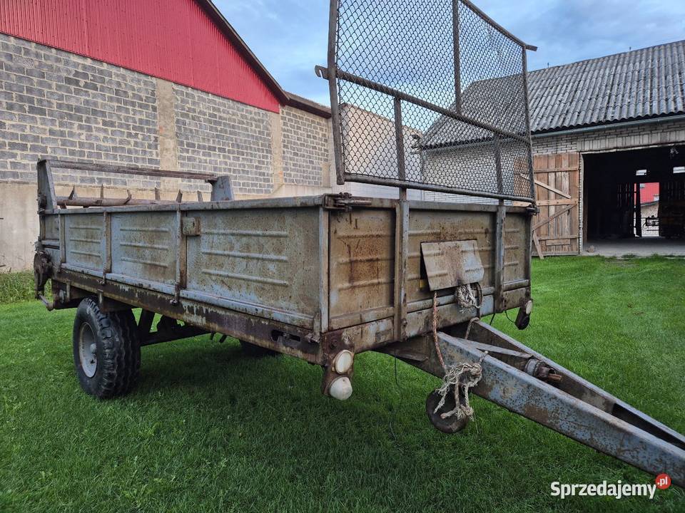 Rozrzutnik przyczepa Warfama nieuszkodzony Rozrzutniki obornika