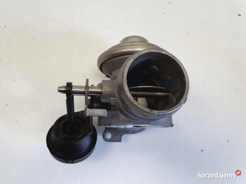 VW Bora 19 TDI ZAWÓR EGR 038131501E Części samochodowe lubelskie Chełm