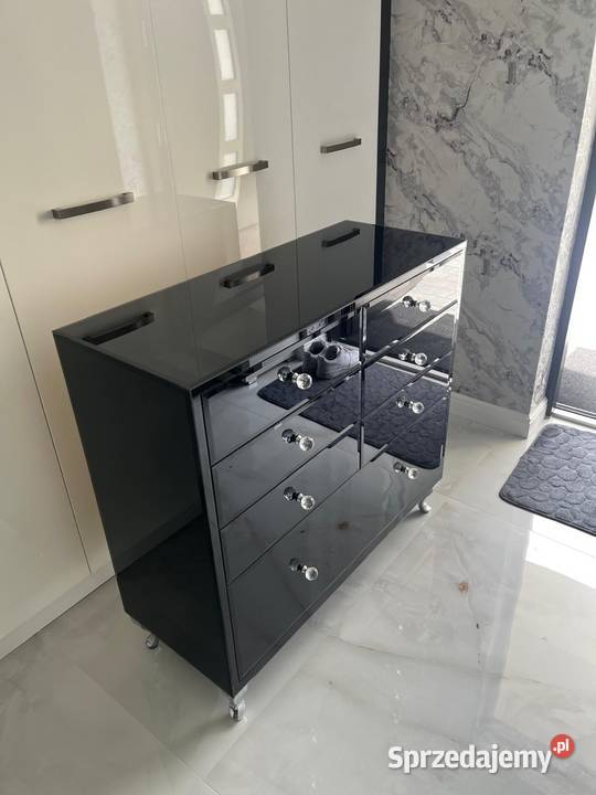 Komoda czarna lustrzana noga Ludwik 40cm Kępno