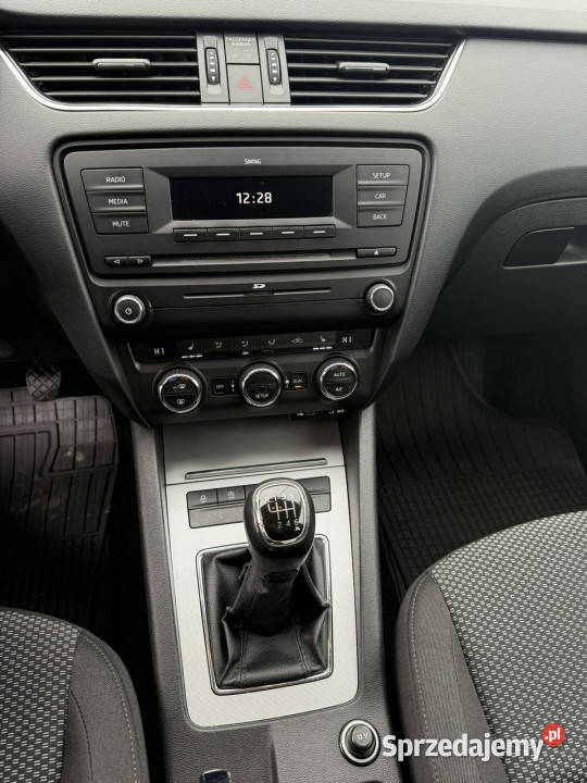 koda Octavia 12 Tsi 105 ładna świeżo centralny zamek dolnośląskie