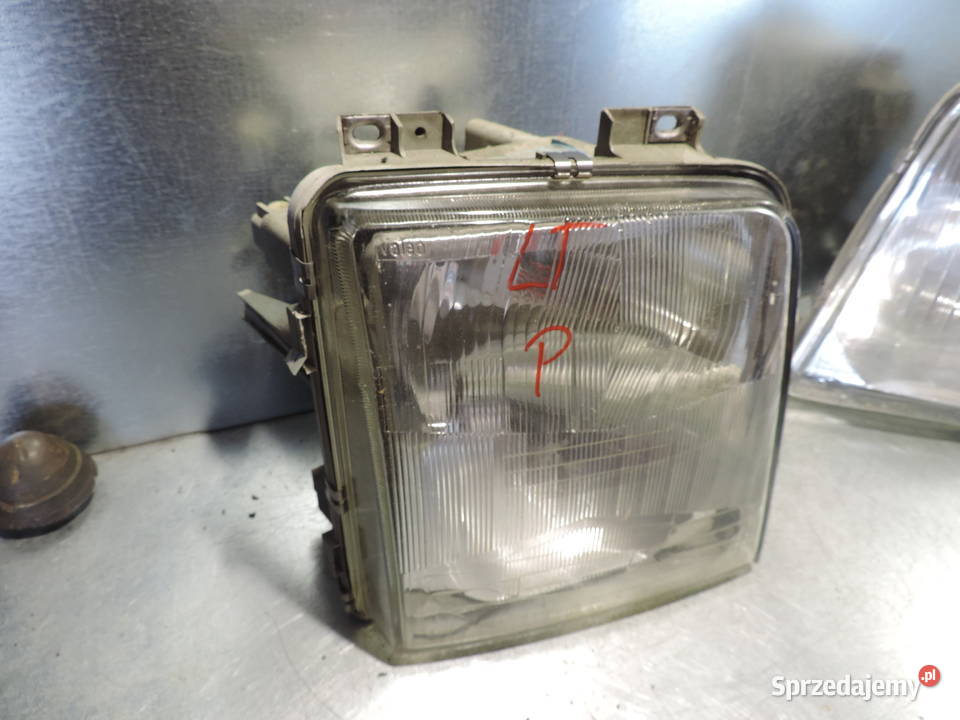 VOLKSWAGEN LT II 28 REFLEKTOR LAMPA PRAWA małopolskie sprzedam