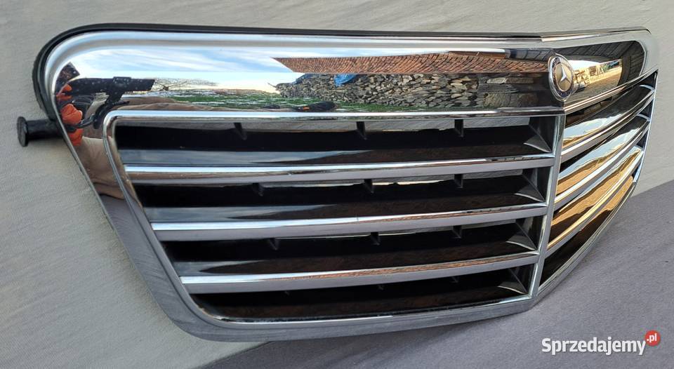 Grill atrapa przód Mercedes EKlasa W212 sedan osobowe Mielęcin