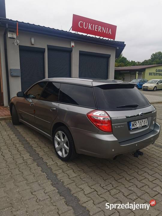 Subaru Legacy 2007 r 20 benzyna 165 plus dwa Radom