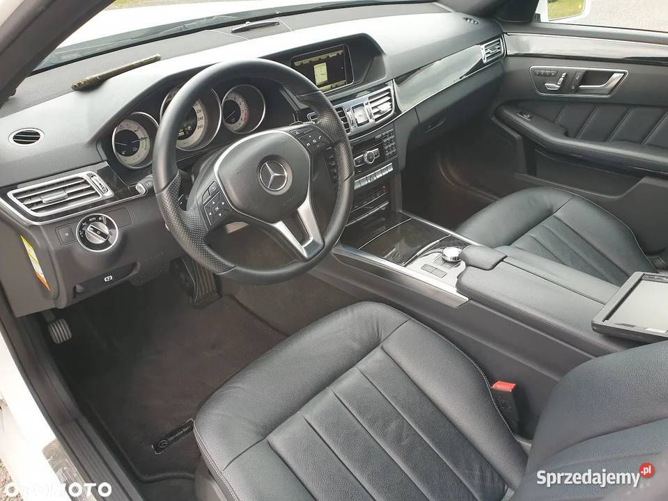 MercedesBenz Klasa E Bezwypadkowy Przebieg 63 Klasa E Samochody osobowe Szczecin